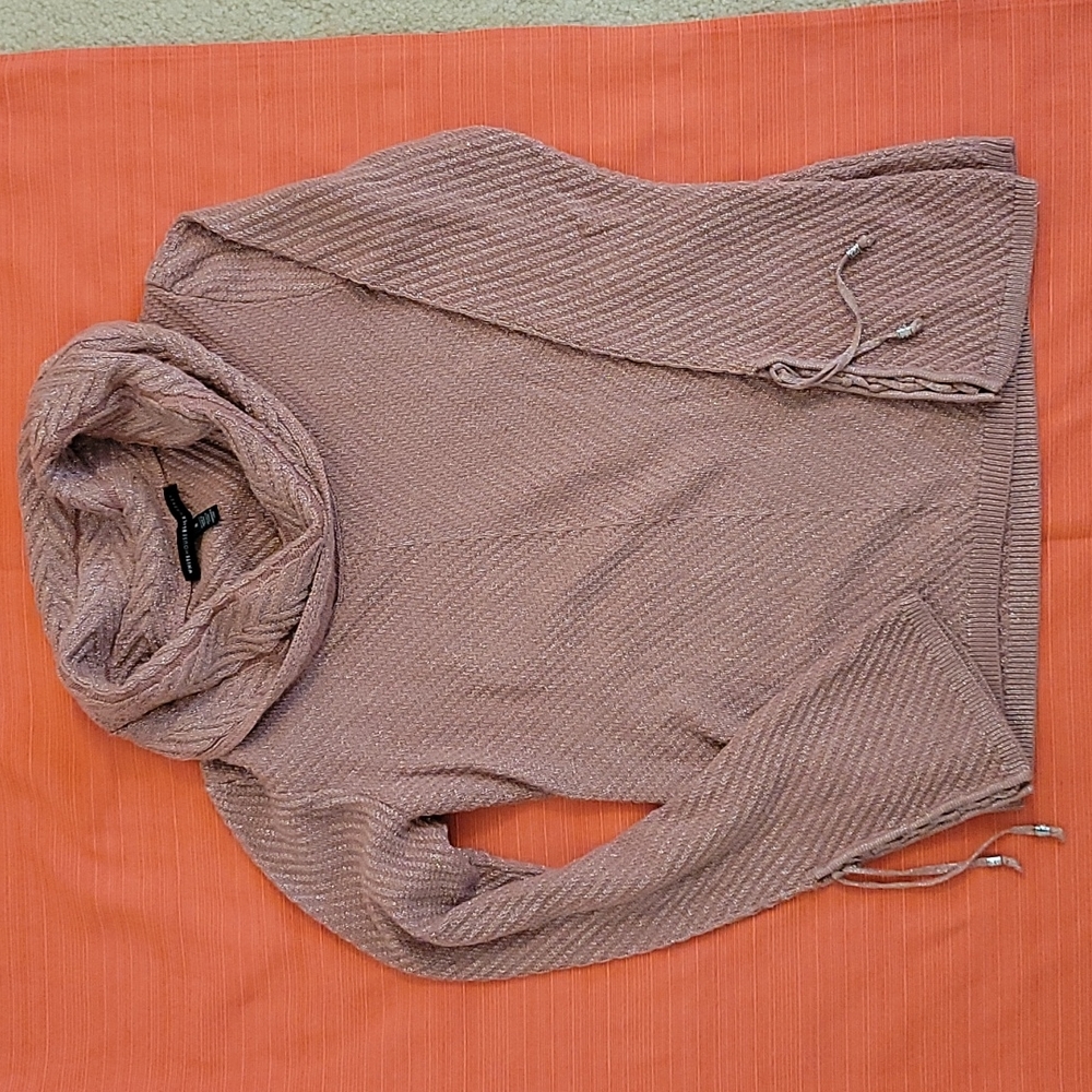 Pink sweater with silver threading